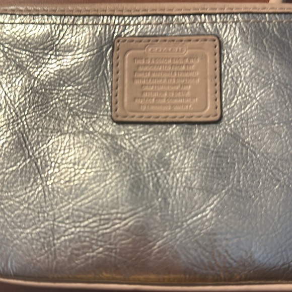 Coach - Picture 5 of 5